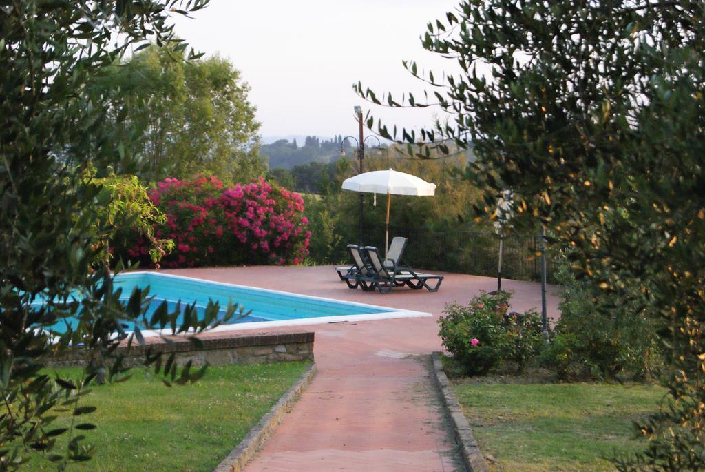 Locanda Le Boscarecce Castelfiorentino Exterior photo