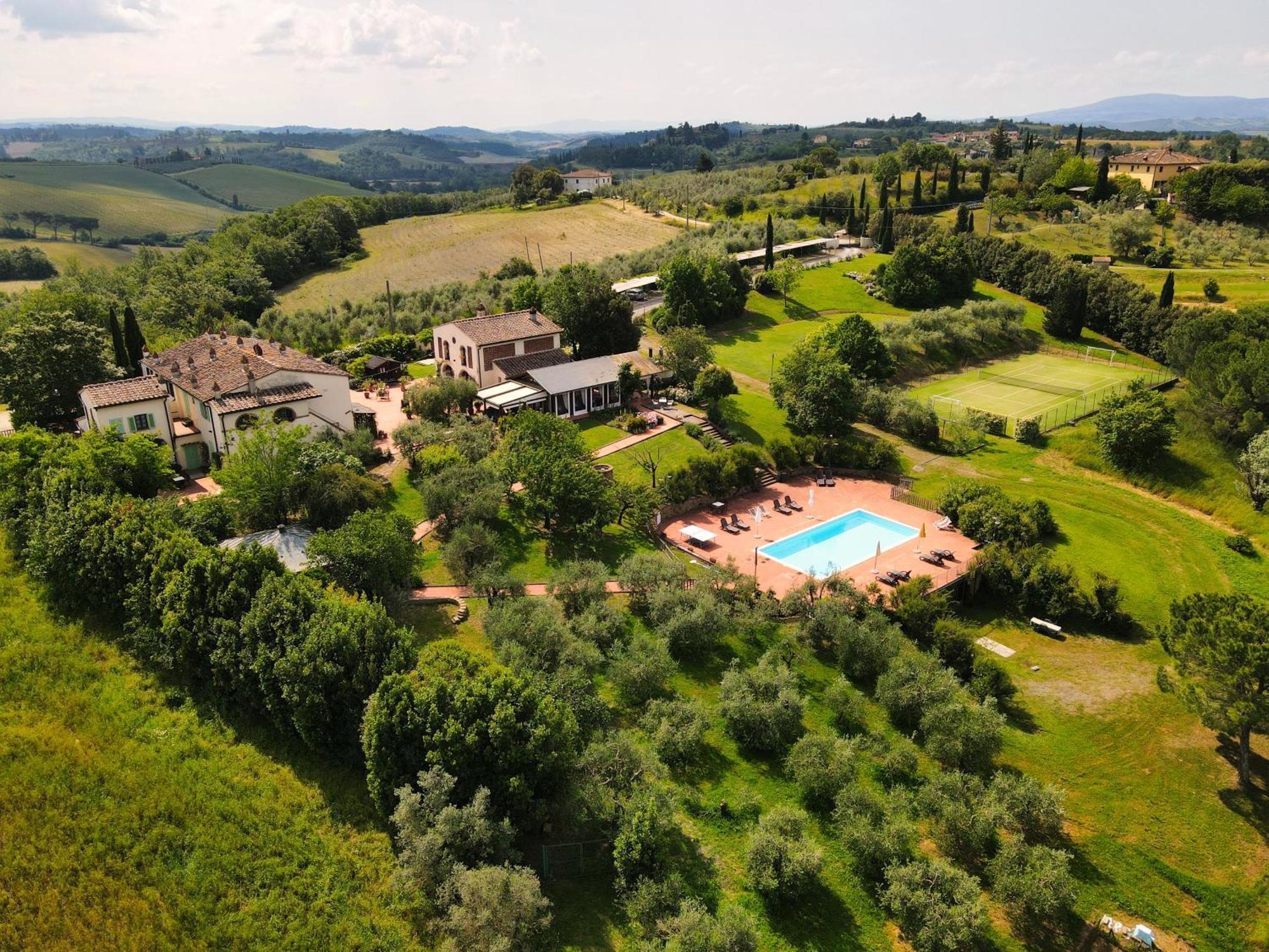 Locanda Le Boscarecce Castelfiorentino Exterior photo