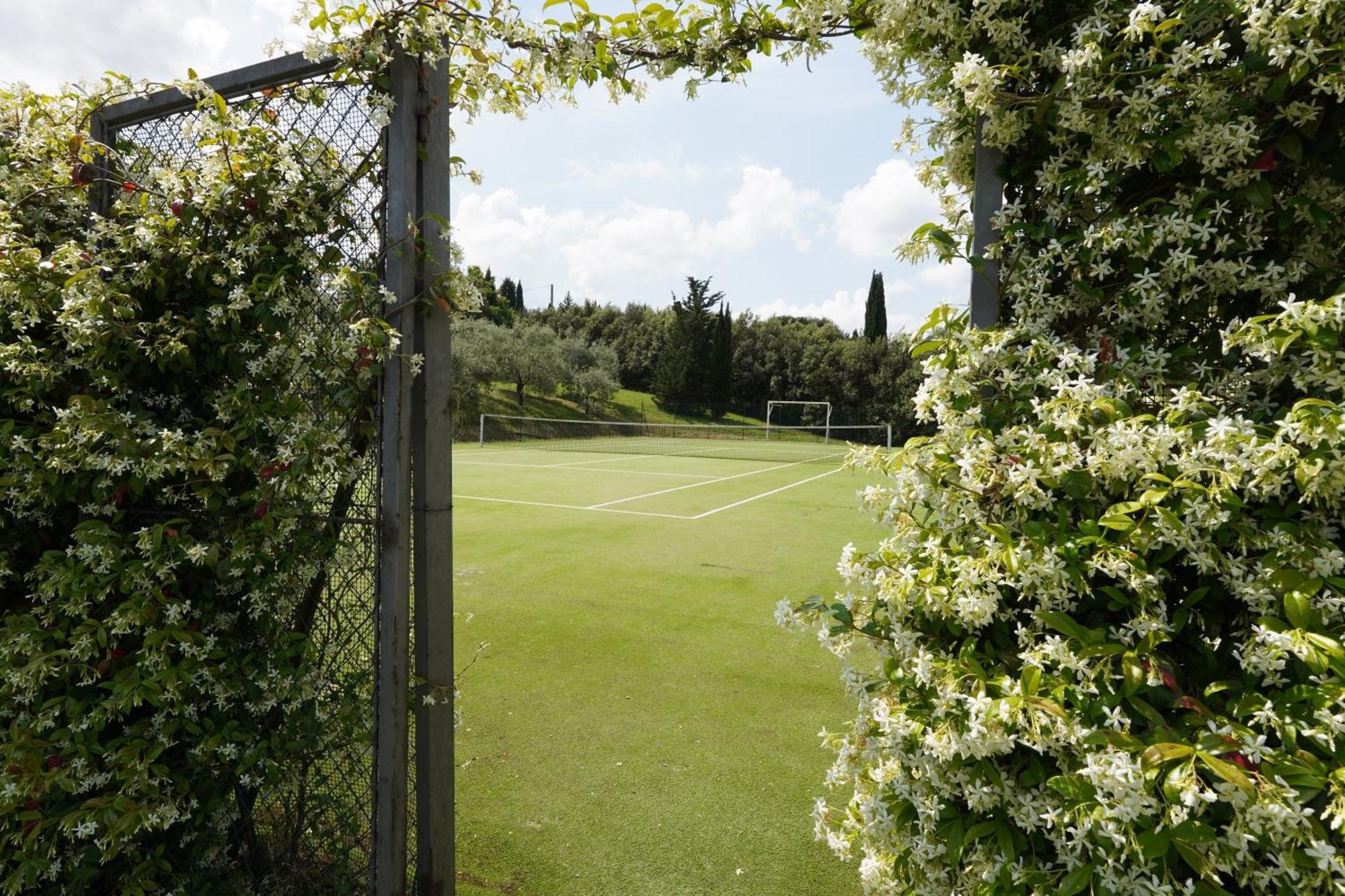Locanda Le Boscarecce Castelfiorentino Exterior photo