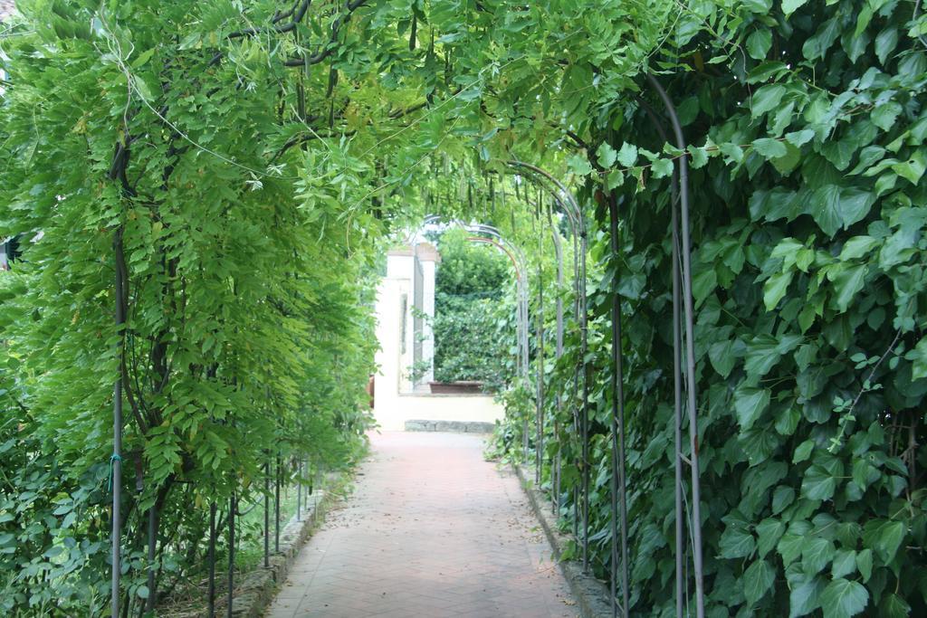 Locanda Le Boscarecce Castelfiorentino Exterior photo