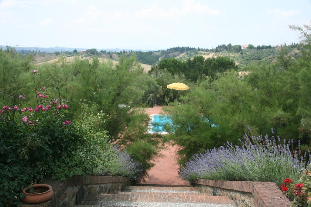 Locanda Le Boscarecce Castelfiorentino Exterior photo