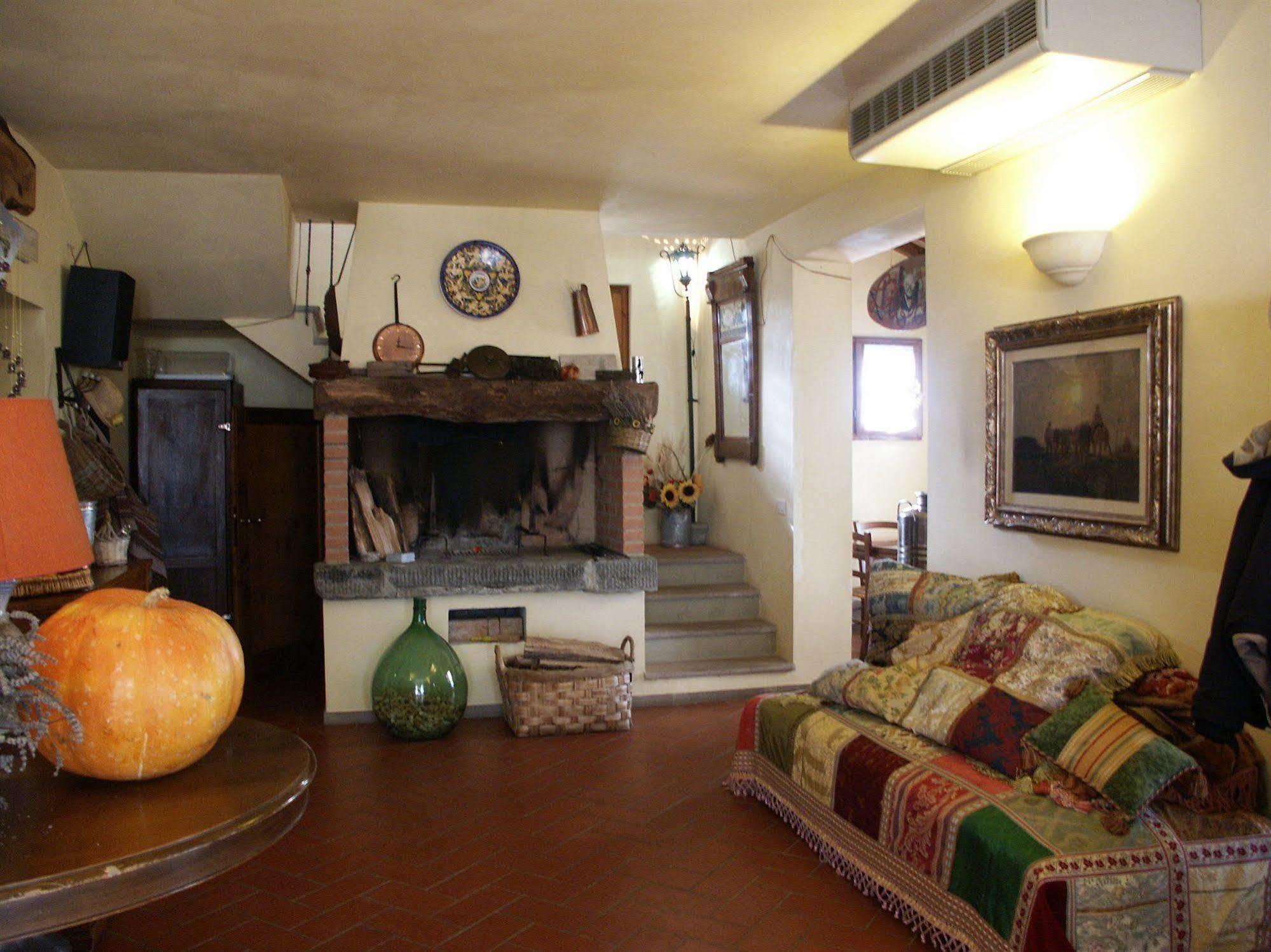 Locanda Le Boscarecce Castelfiorentino Exterior photo