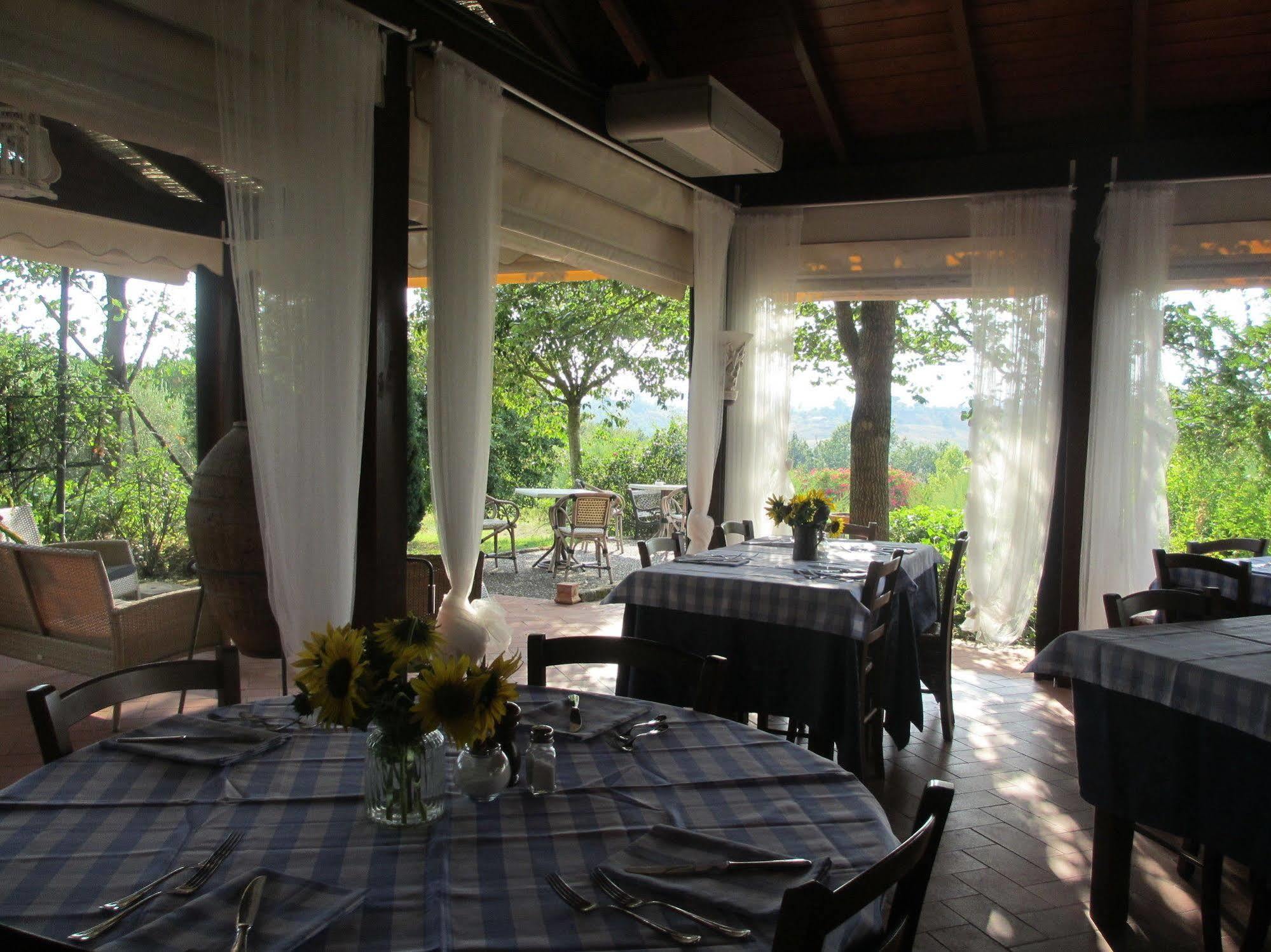 Locanda Le Boscarecce Castelfiorentino Exterior photo