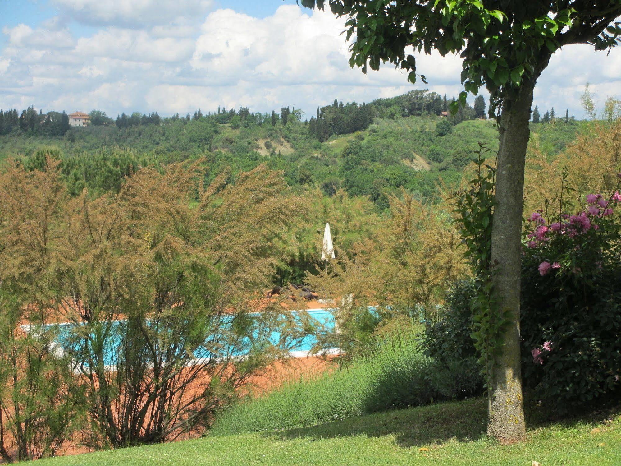 Locanda Le Boscarecce Castelfiorentino Exterior photo